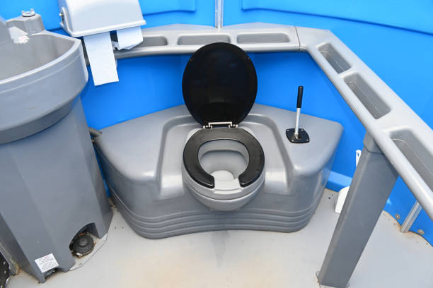 Best Portable restroom trailer rental  in Southwest Sandhill, TX